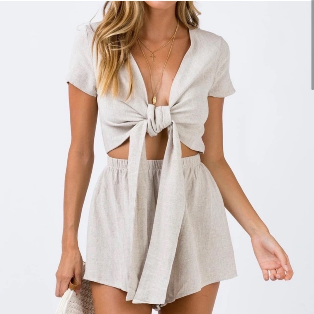 Princess Polly Ragnar Tie Front Romper in Beige [NWOT]